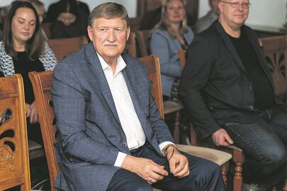 Pozicija: Kauno rajono savivaldybės vicemeras A. Nesteckis pabrėžė: savivaldybės teritorijoje surinktos įmokos turi likti ir būti paskirstytos toje teritorijoje.