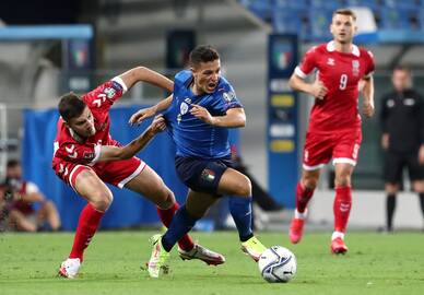 Galimybės: Lietuvos futbolininkai nesustabdė italų net regbio veiksmais.