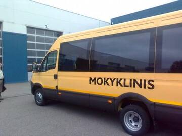 Susisiekimas: užmiestyje gyvenantys M.Gorkio pagrindinės mokyklos mokiniai į pamokas riedės geltonuoju autobusiuku.