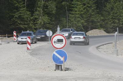 Žiedas: uostamiestyje įvertinta, ar šiuo metu įrengiamoje žiedinėje sankryžoje išsiteks gigantiški kroviniai.