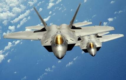 "F-22 Raptor"