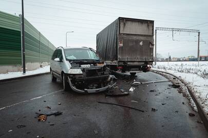 Detalės: nustatant avarijos kaltininką ar nuostolių dydį svarbios gali tapti net pabirusių dalių ar šukių nuotraukos.