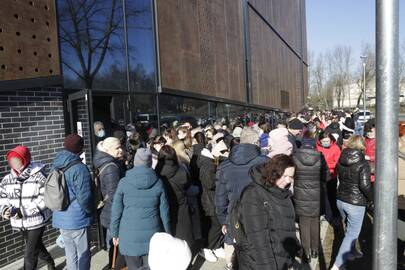 Realybė: ne visiems nuo karo pabėgusiems į Klaipėdą ukrainiečiams pavyksta rasti butus, dalis jų apsigyvena Moksleivių saviraiškos centre.