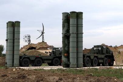 Raketos S-400