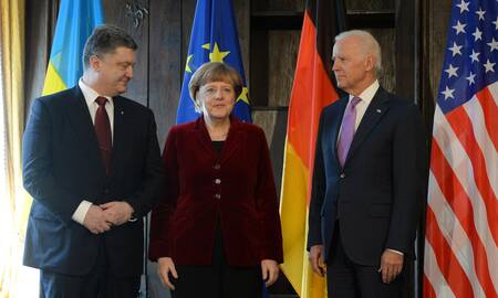 Petro Porošenka, Angela Merkel ir Joe Bidenas