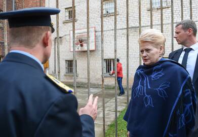 Dalia Grybauskaitė Šiaulių tardymo izoliatoriuje