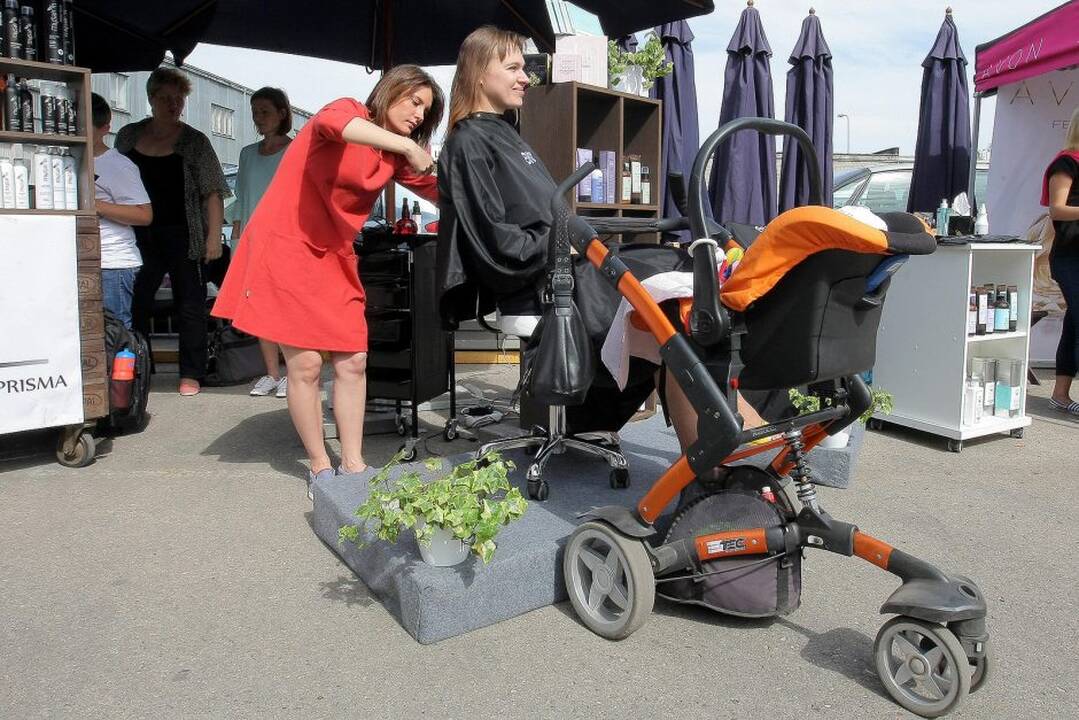 Šeštadienį Kaune, prekybos miestelyje „Urmas“ vyko šventė „Mados rampa“.