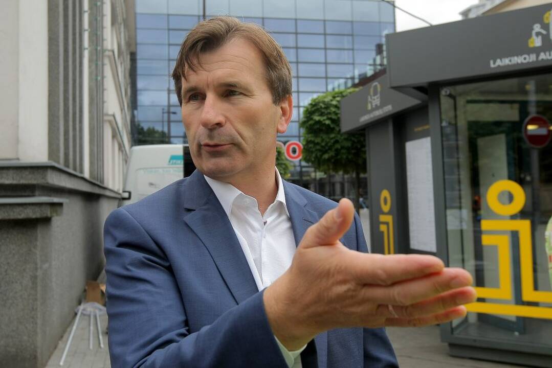 Kaune pradėjo veikti laikinoji autobusų stotis