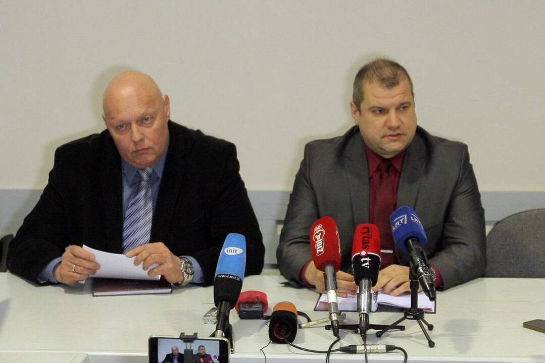 Surengta spaudos konferencija dėl saviečių vaikžudžio bylos.