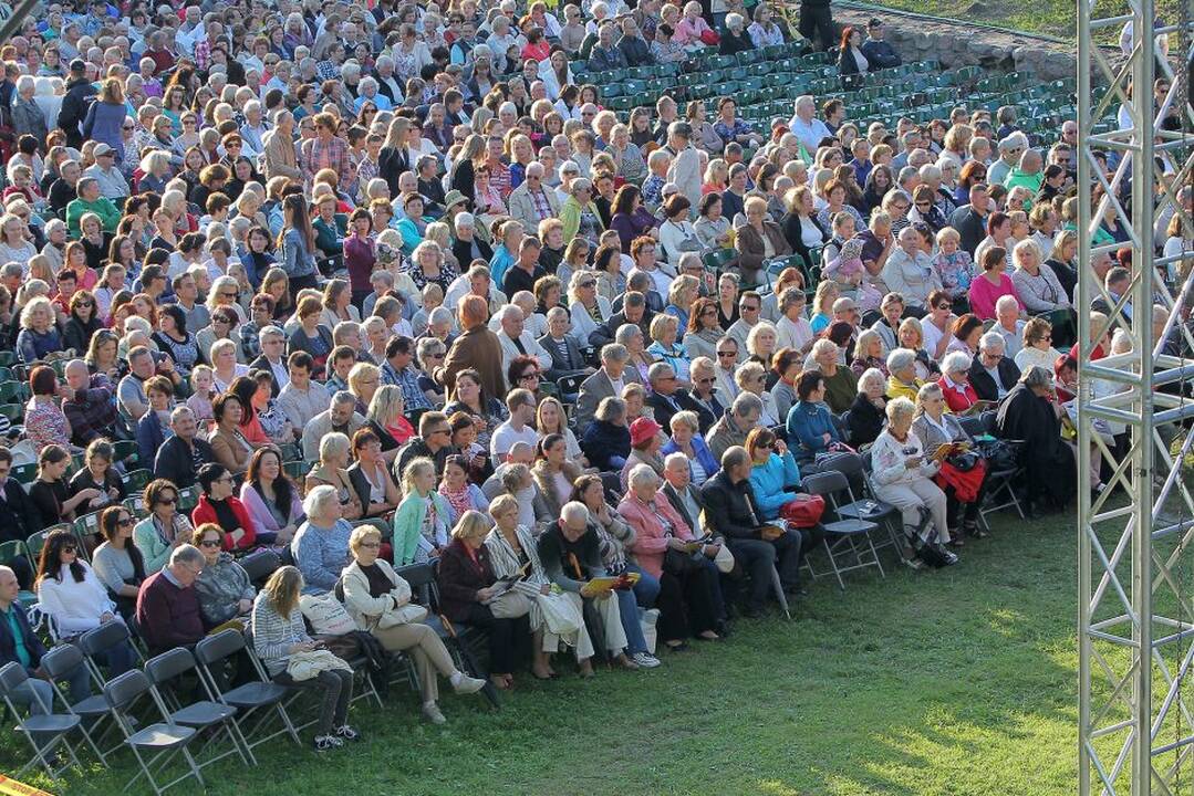 Festivalio „Operetė Kauno pilyje 2016“ pradžia
