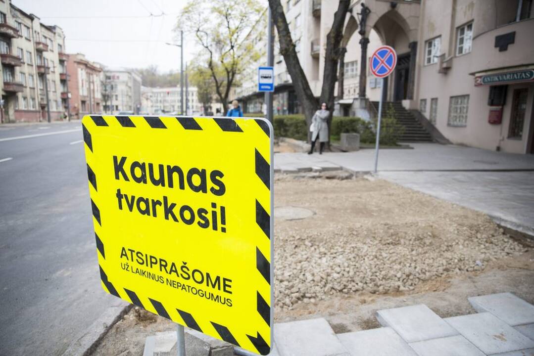 Darbai Vytauto prospekte