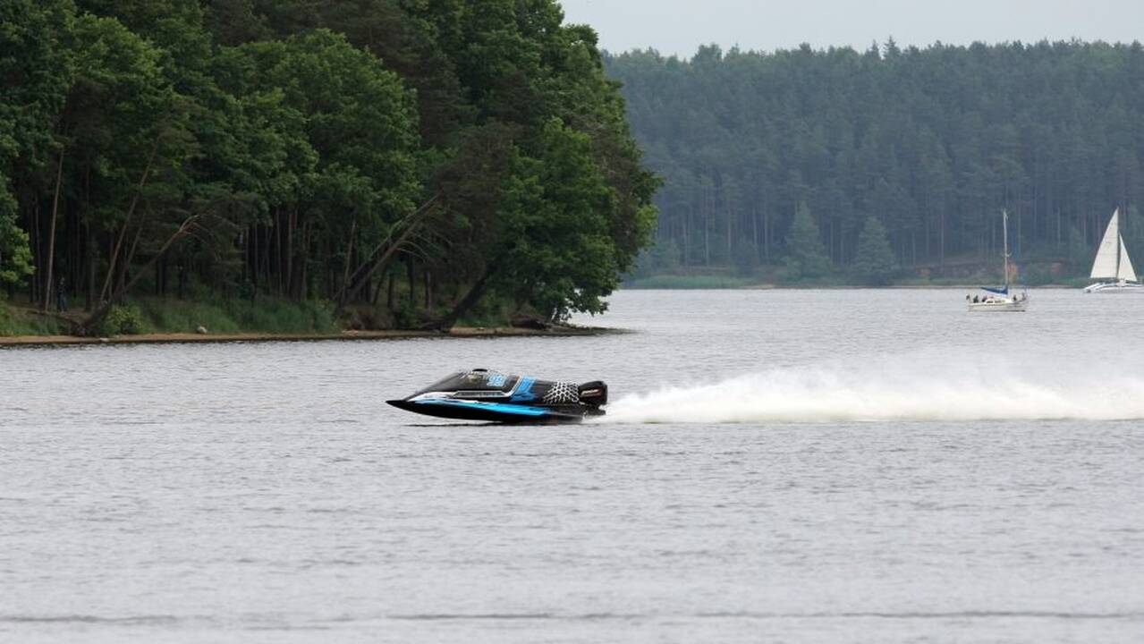 F2 vandens formulių lenktynių finalas