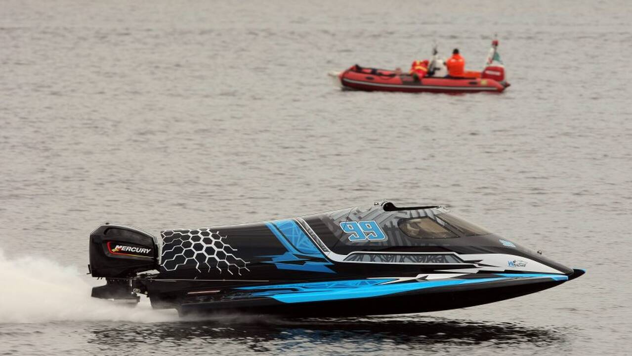F2 vandens formulių lenktynių finalas
