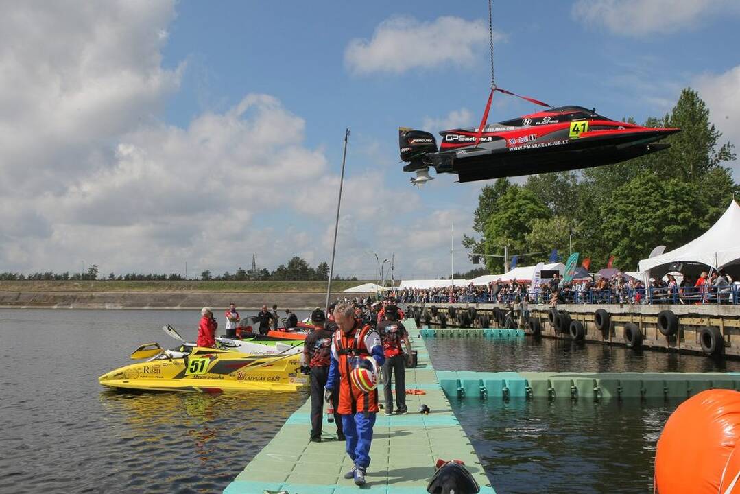 F2 vandens formulių lenktynių finalas
