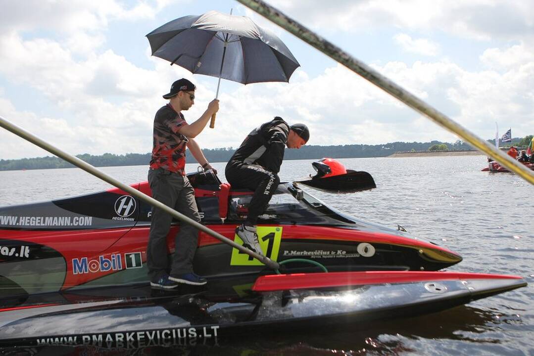 F2 vandens formulių lenktynių finalas
