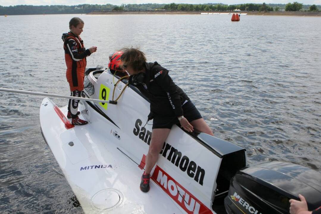F2 vandens formulių lenktynių finalas