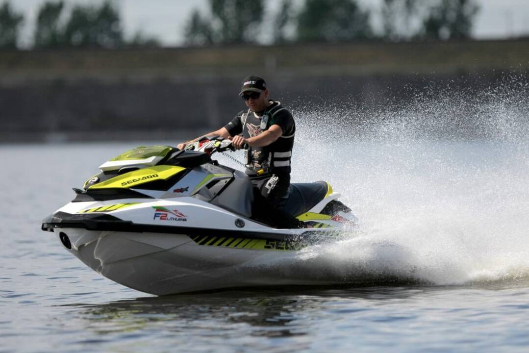 F2 vandens formulių lenktynių finalas