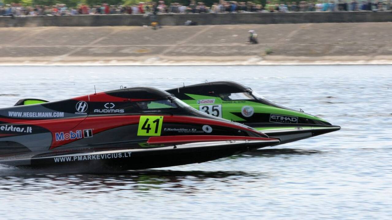 F2 vandens formulių lenktynių finalas