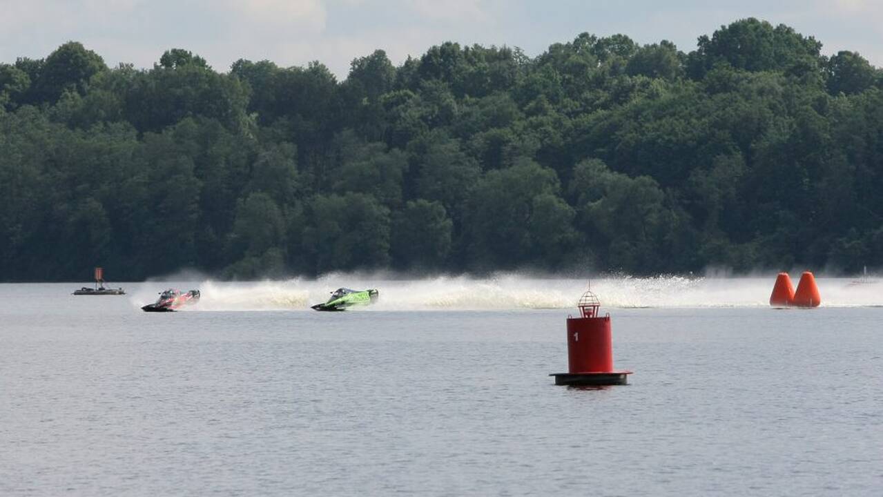 F2 vandens formulių lenktynių finalas