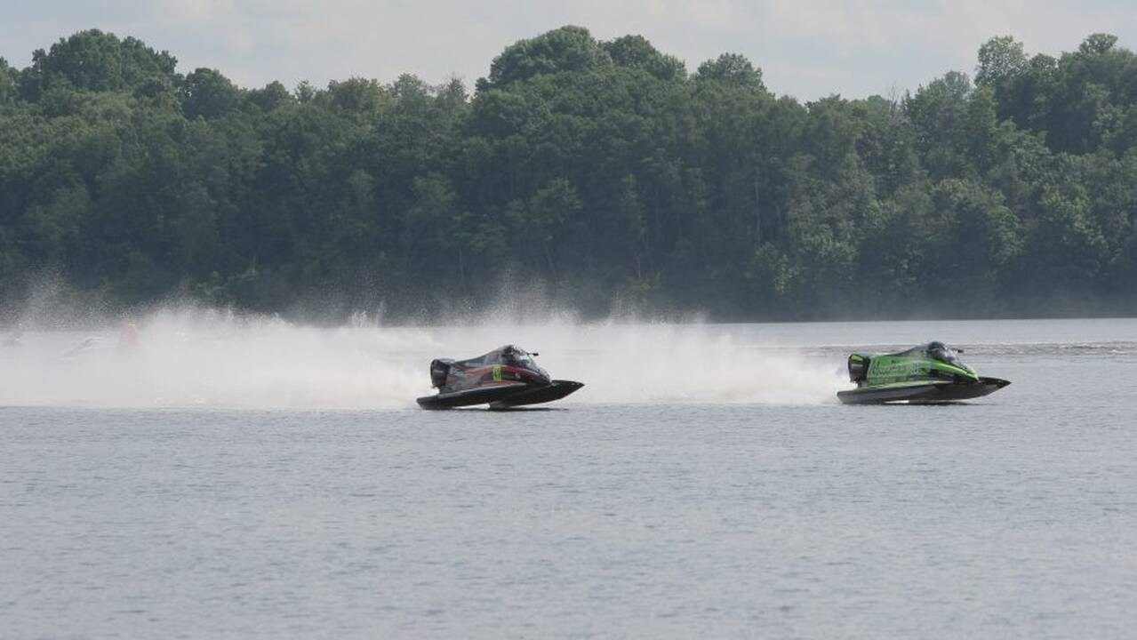 F2 vandens formulių lenktynių finalas