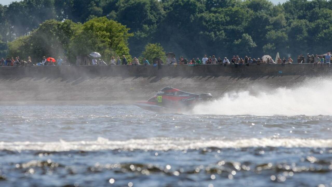F2 vandens formulių lenktynių finalas