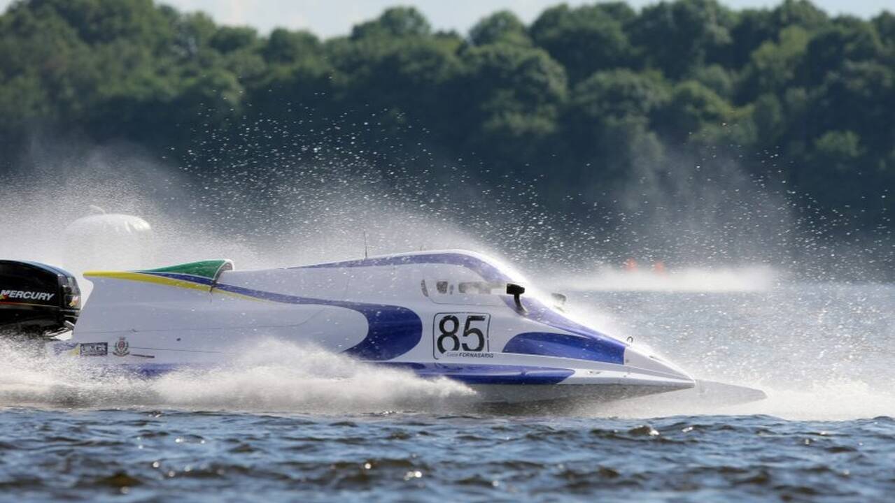 F2 vandens formulių lenktynių finalas