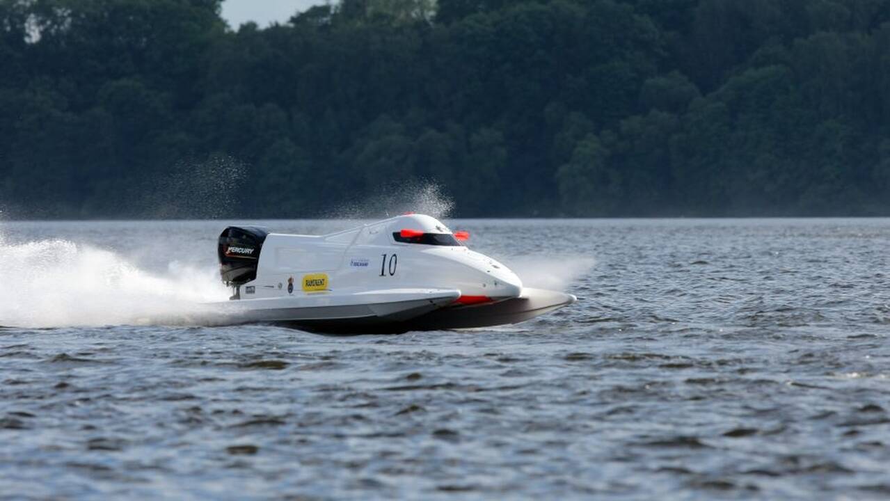 F2 vandens formulių lenktynių finalas