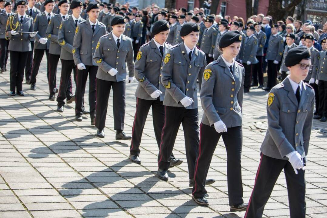 Kadetų priesaika prezidentūroje