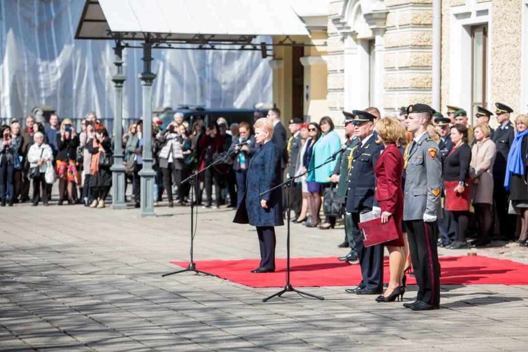 Kadetų priesaika prezidentūroje