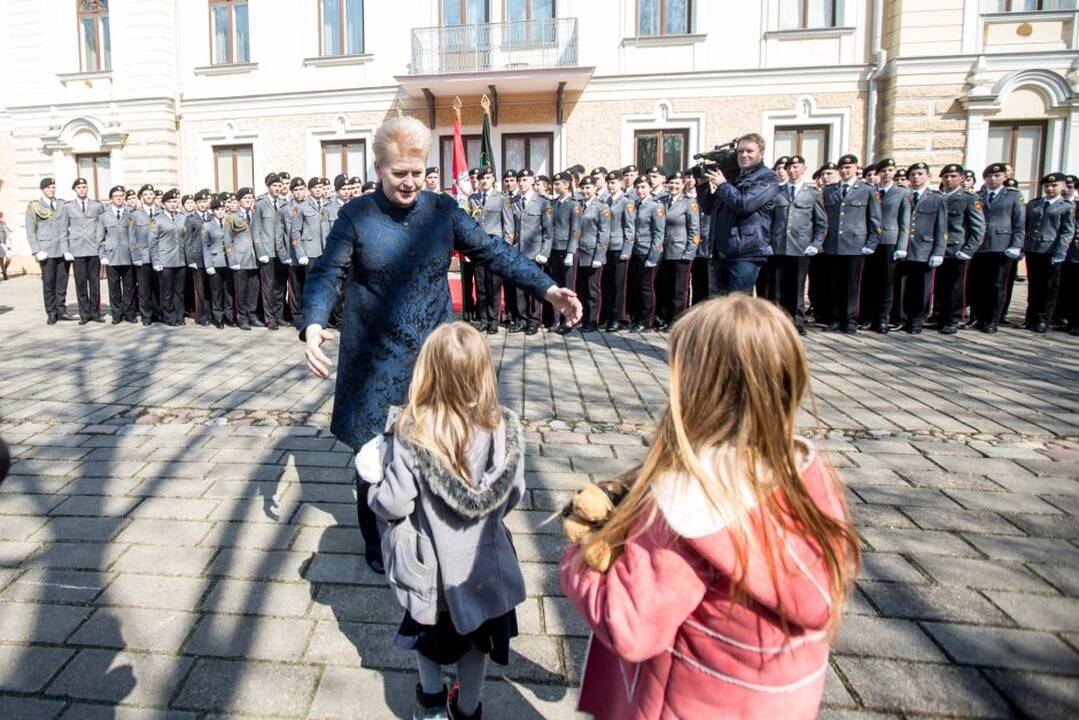Kadetų priesaika prezidentūroje