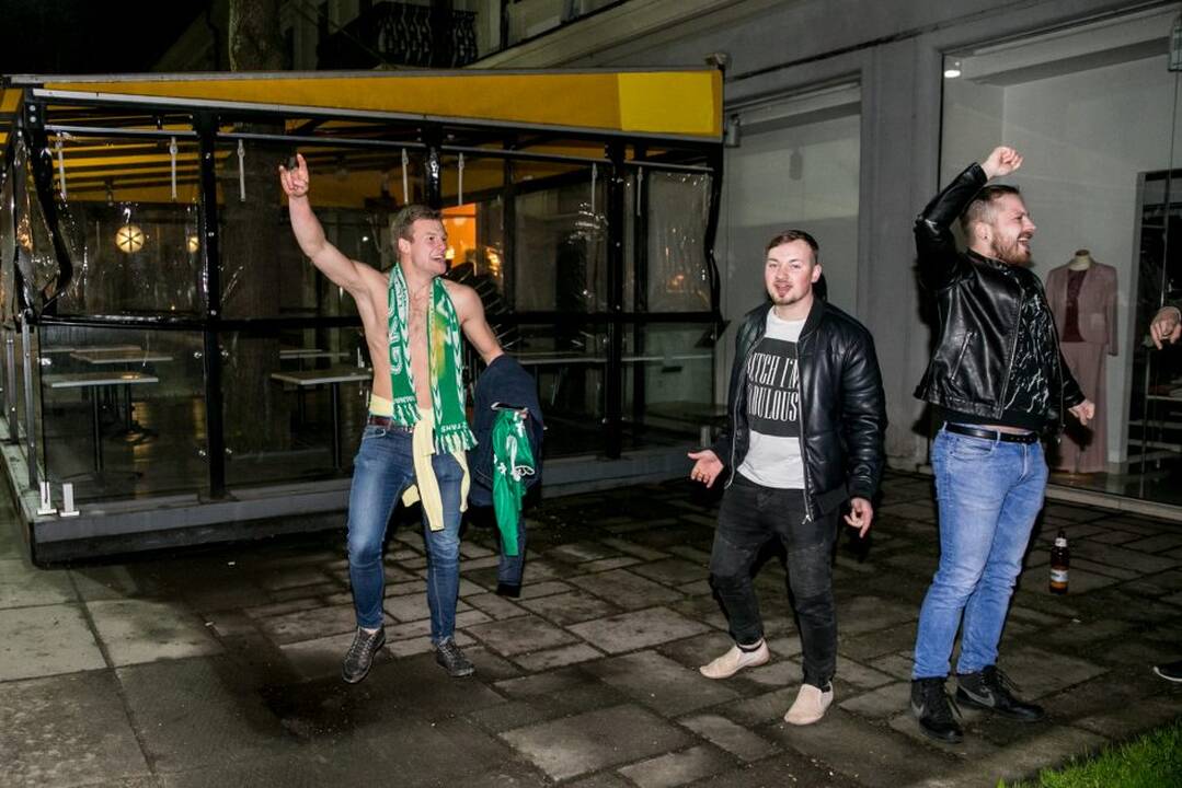 Sirgaliai švenčia "Žalgirio" pergalę