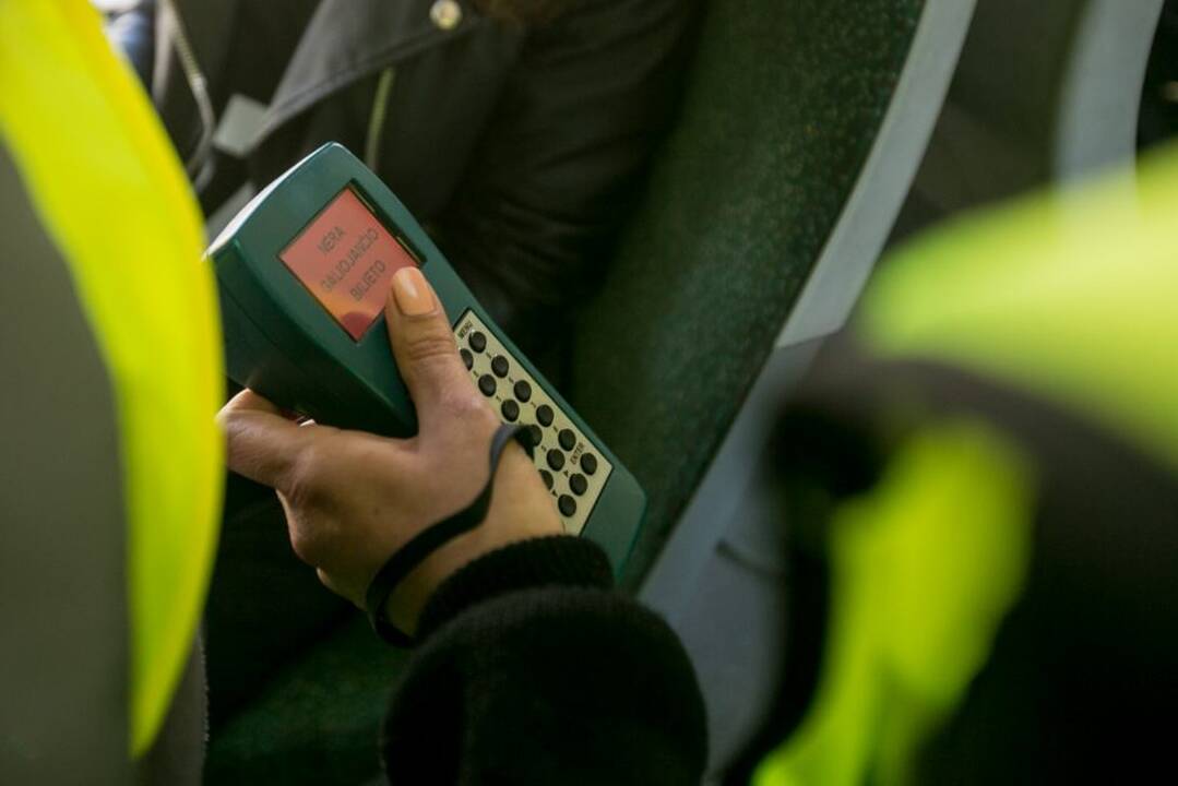 Zuikių gaudymo akcija Kauno viešajame transporte