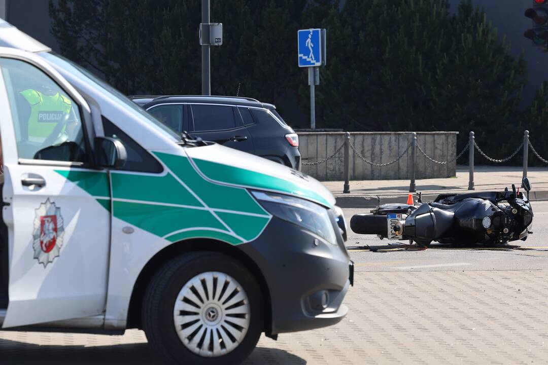 Karaliaus Mindaugo prospekte – avarija