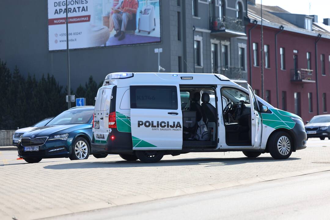 Karaliaus Mindaugo prospekte – avarija