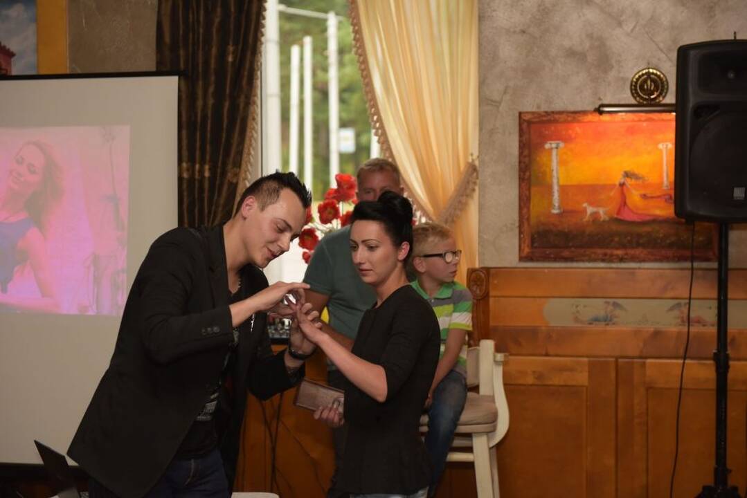 Projekte „Emocijos“ – piešiniai ant moterų kūnų