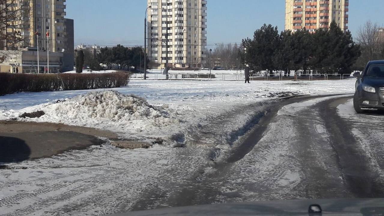 Gyventojai negali prisišaukti komunalininkų pagalbos