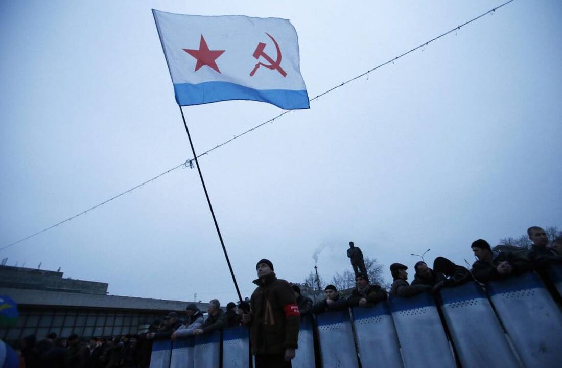 Kryme buriasi karinės pajėgos, siejamos su Rusijos kariuomene