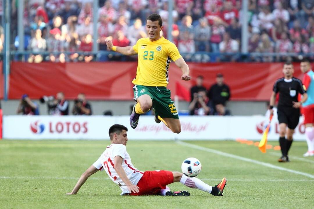 Futbolas: Lenkija - Lietuva 0:0