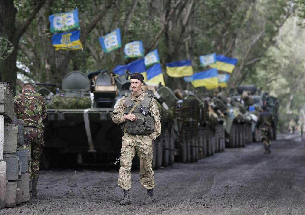 Ukrainoje civilinės aviacijos lėktuvams uždrausta skraidyti virš Donbaso