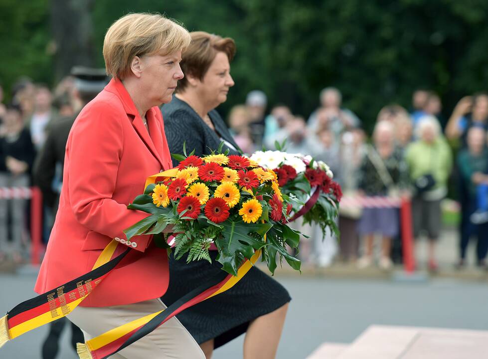 A. Merkel: NATO gins savo nares – Baltijos šalis