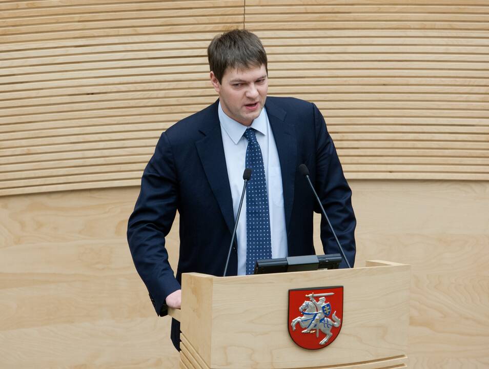 A. Mazuronis nesistebi gavęs „šlapiu skuduru“ nuo R. Pakso