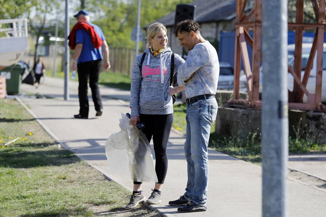 Klaipėdiečiai valė Dangės upę ir krantinę