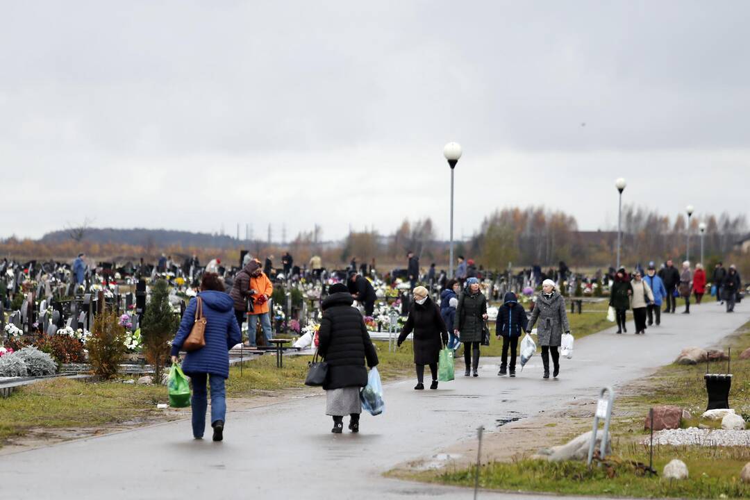 Lapkričio – 1-oji Lėbartų kapinėse