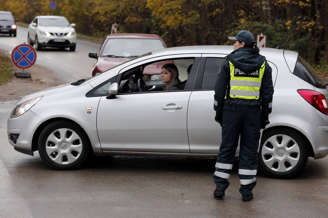 Lapkričio – 1-oji Lėbartų kapinėse
