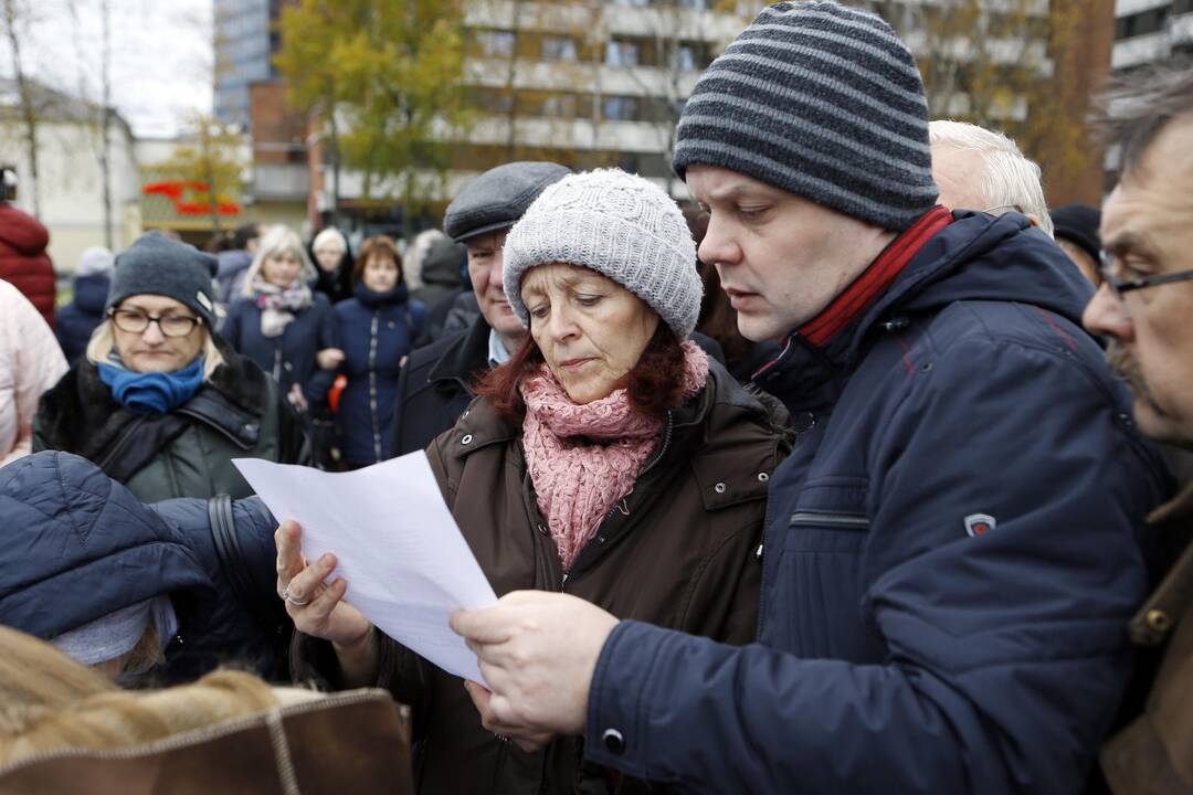 Klaipėdiečių protestas prieš vaikų paėmimą iš šeimų