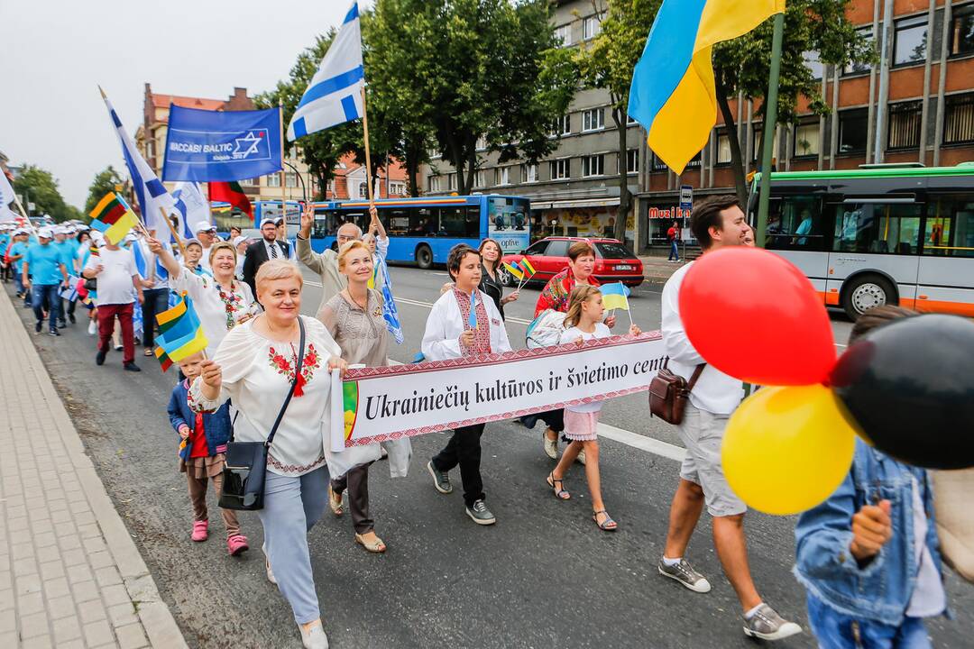 Klaipėda iškilmingai švenčia Valstybės dieną