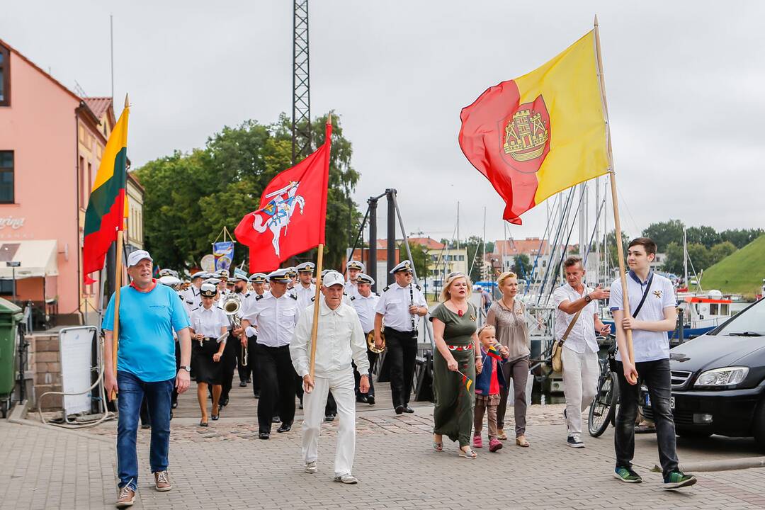 Klaipėda iškilmingai švenčia Valstybės dieną