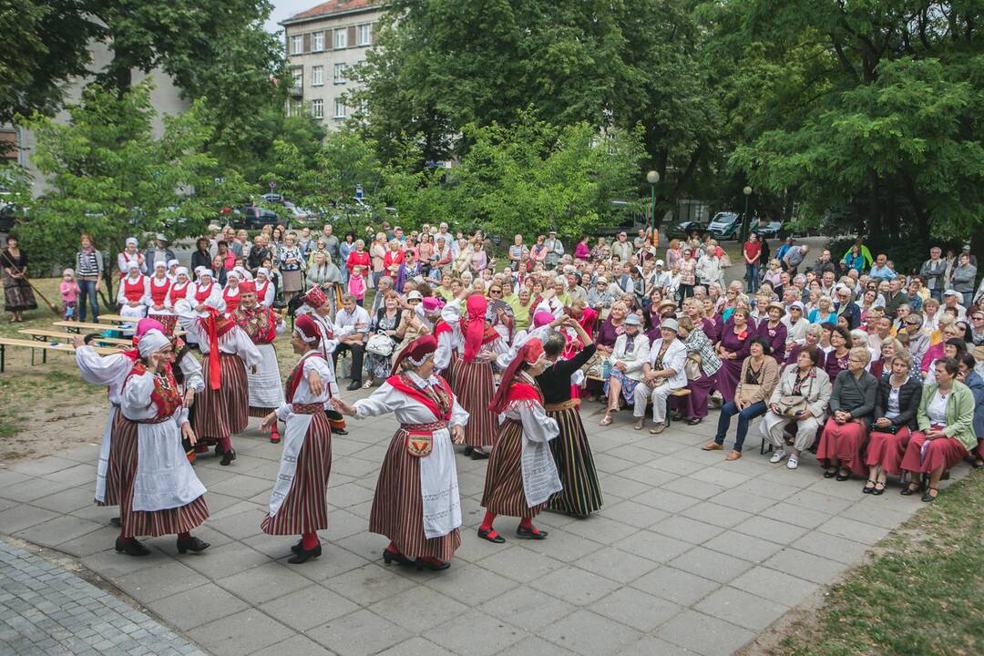 Klaipėda iškilmingai švenčia Valstybės dieną