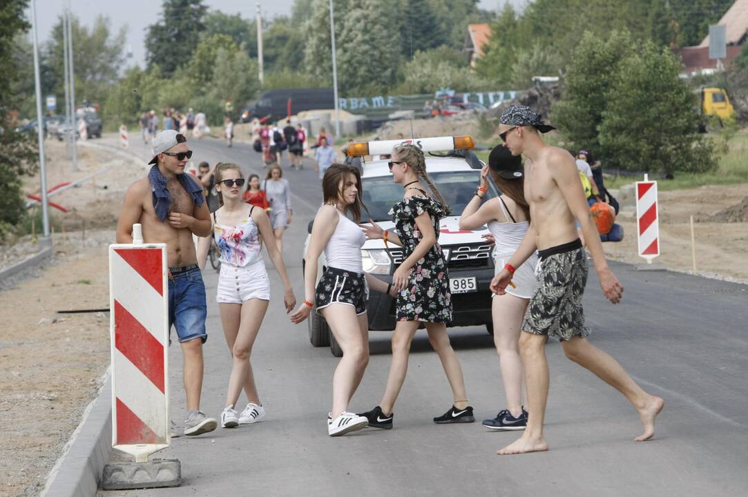 Karklėje – festivalininkų apgultis