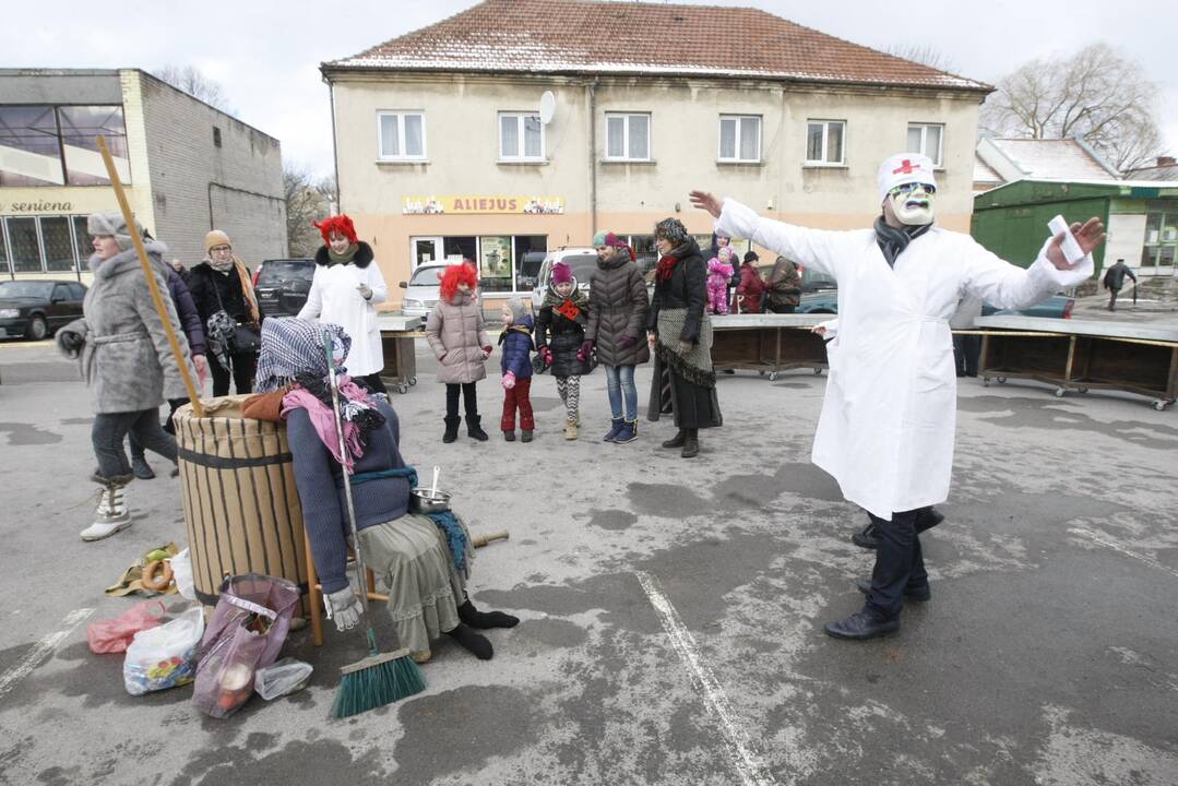 Žiemos varymo jomarkas Klaipėdos Turgaus aikštėje